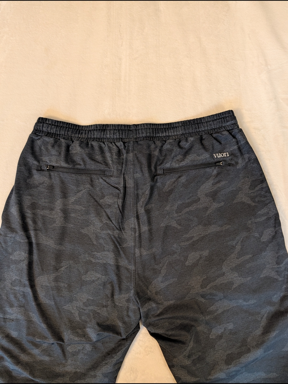 XL Vuori Sunday Performance Black Camo Jogger Men XL - Picture 5 of 12